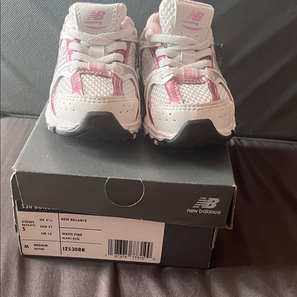 New Balance Kids Sneakers - White and Pink